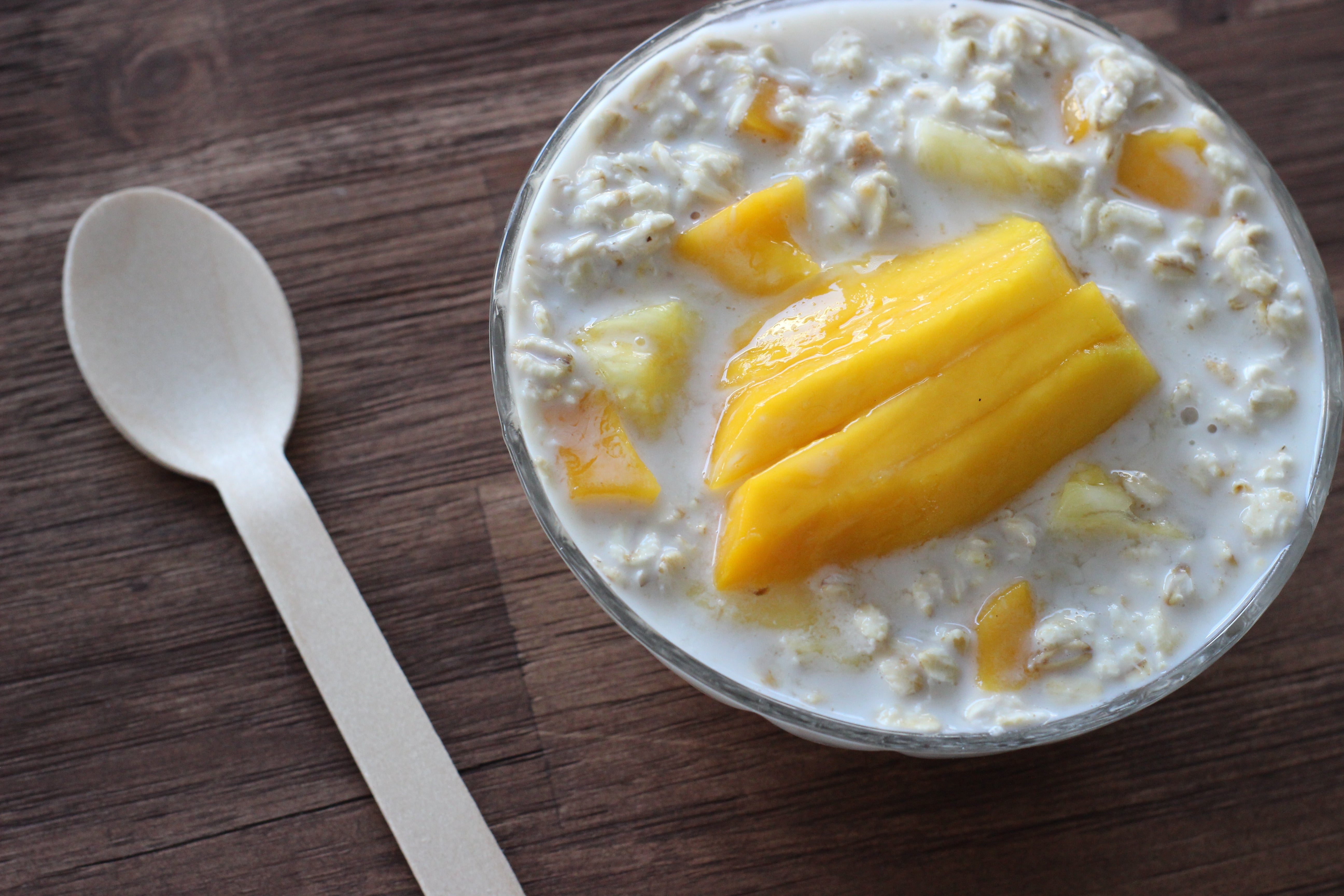 Tropical Sunshine Overnight Oats 