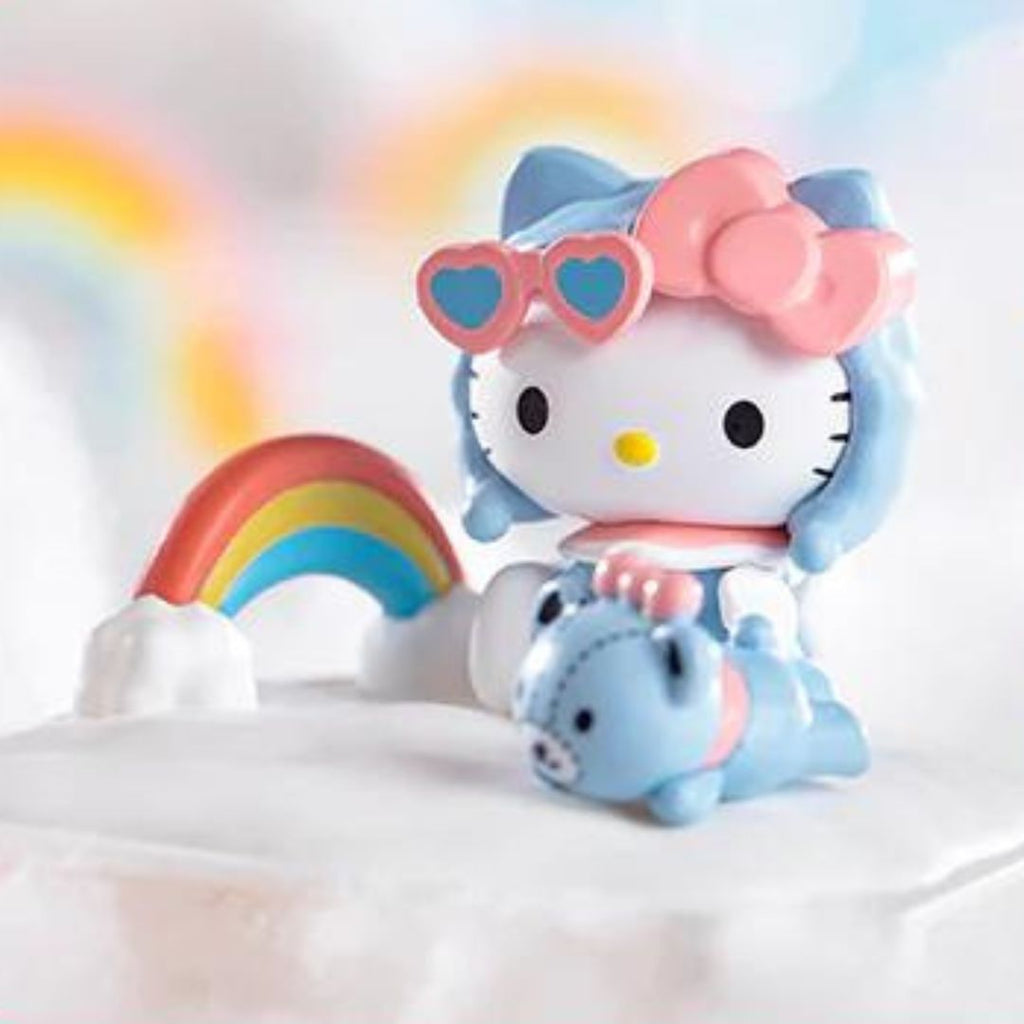 Hello Kitty World Traveler & America the Beautiful Figurine