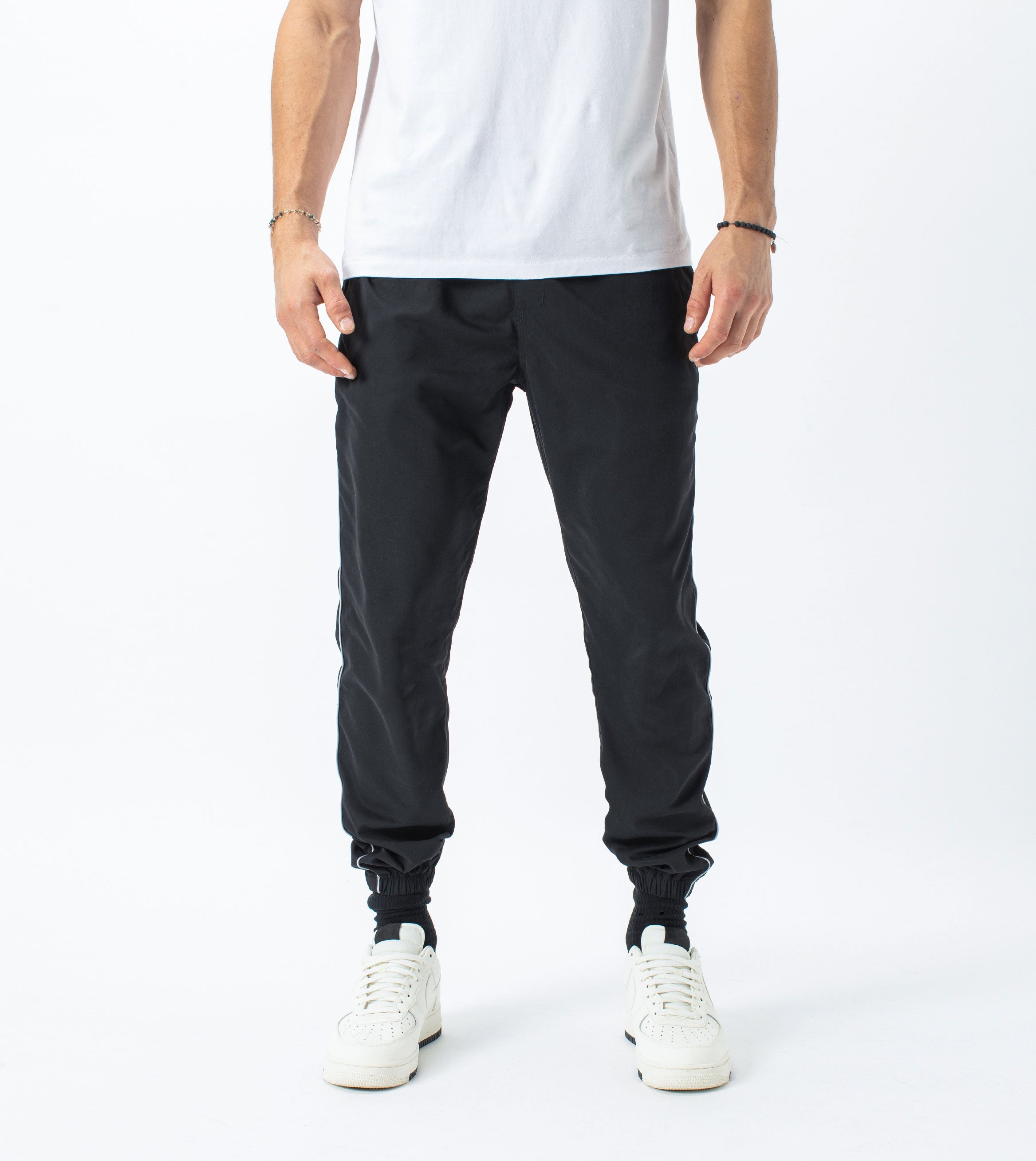 Jumpa Track Jogger Black – ZANEROBE