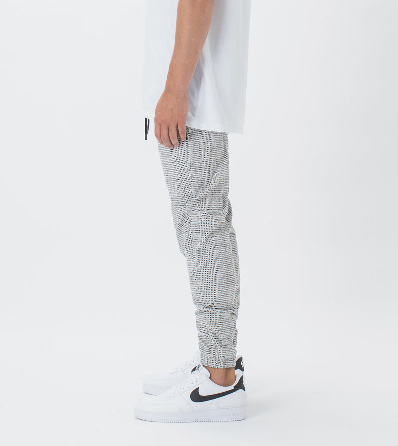 Sureshot Honeycomb Flight Jogger White – ZANEROBE