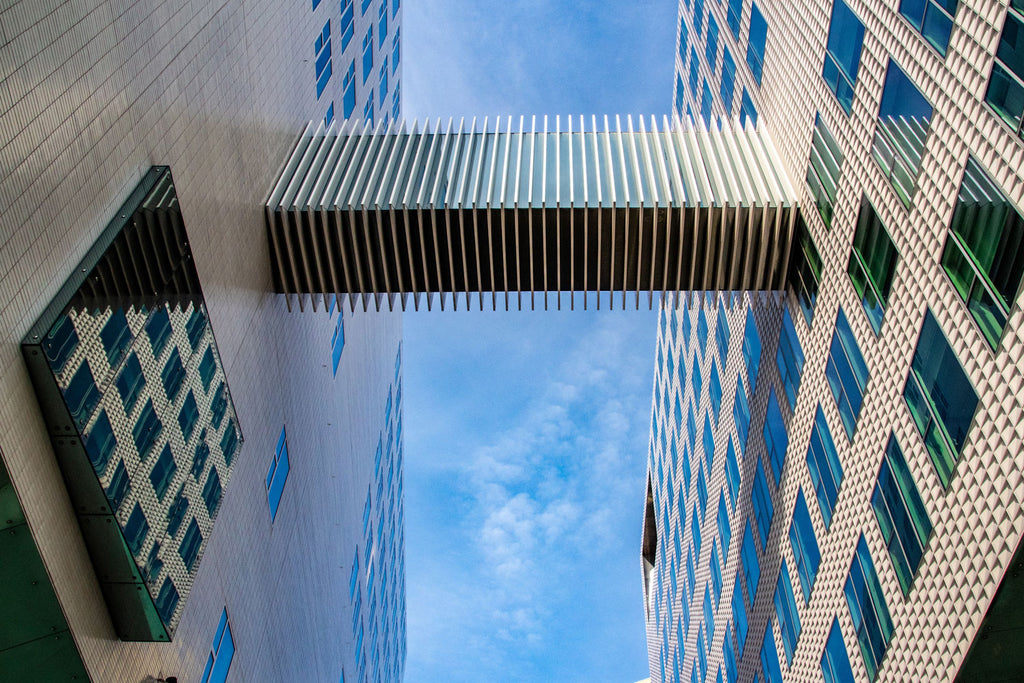 Blue sky between buildings 