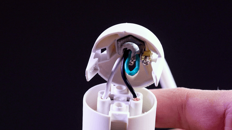 closeup of socket assembly