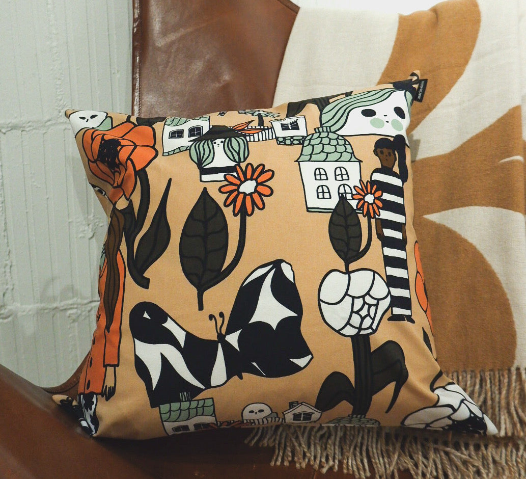 Marimekko Marikyla cushion cover 