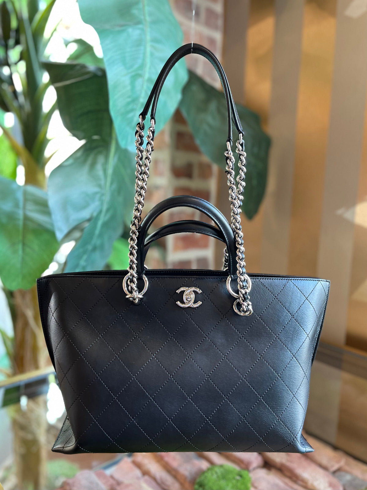 CHANEL Black Quilted Calfskin Medium Ring My Bag Shopping Tote - The Purse  Ladies