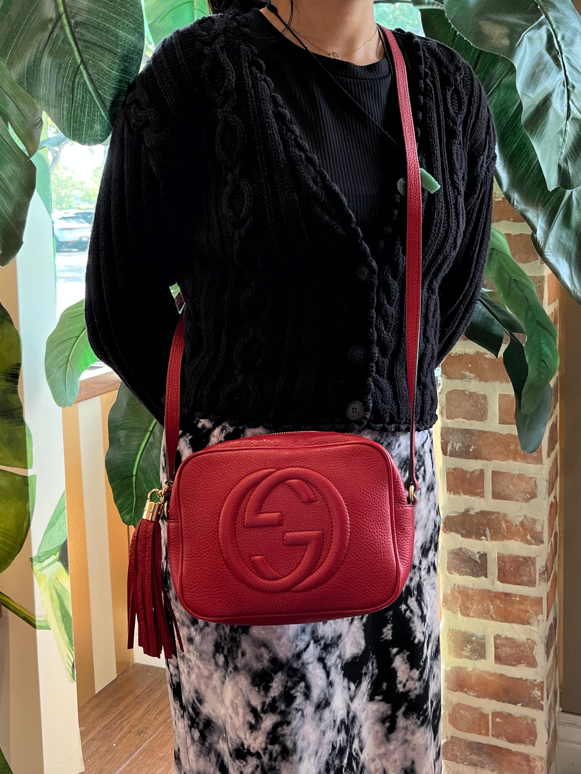 GUCCI Red Pebbled Leather Small Soho Disc Crossbody Bag - The Purse Ladies