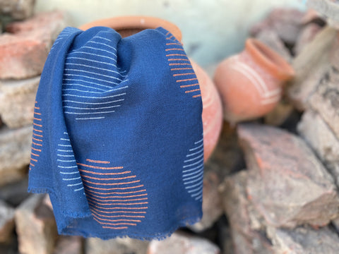 Blue cashmere scarves and Indian pots