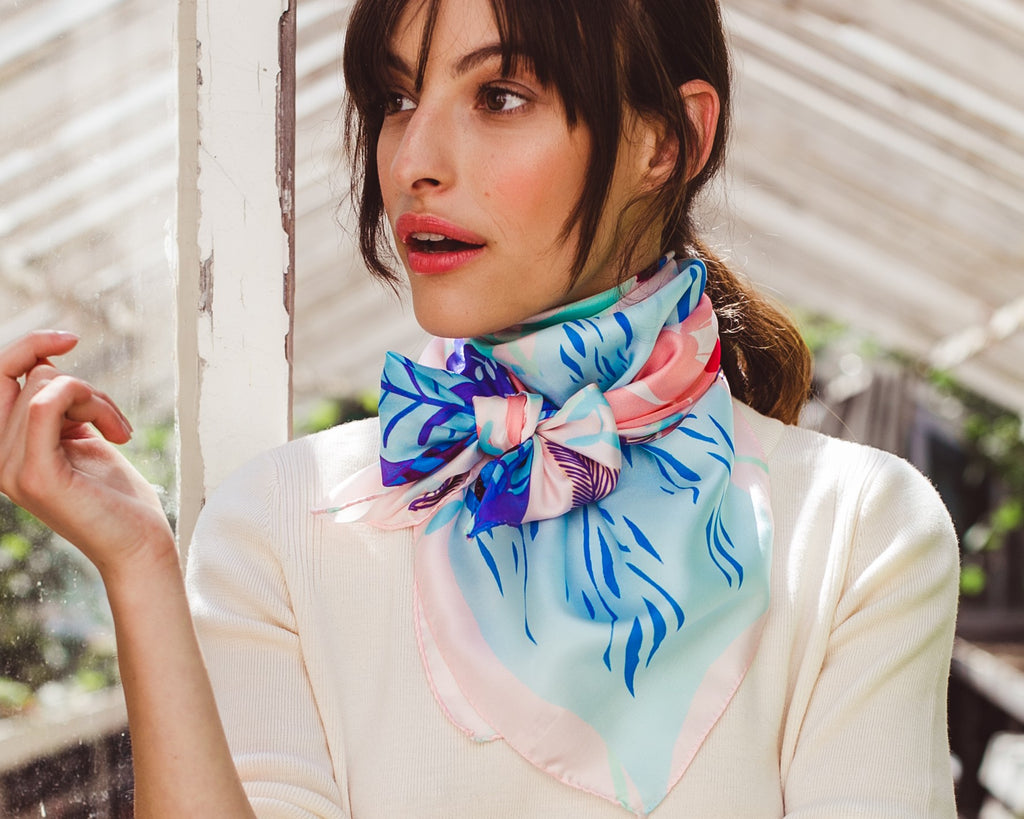 carré de soie - silk scarf - paris - made in France