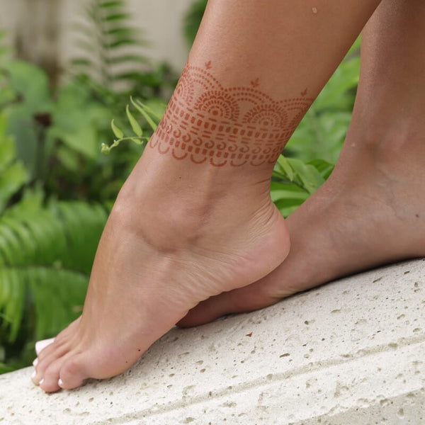 Henna jewelry - anklet henna design