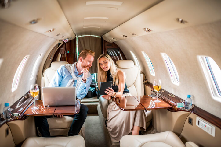 https://www.manfredijewels.com/pages/a-holiday-offer-from-manfredi-and-our-private-aviation-partner-jetway-private-air-manfredi-jewels