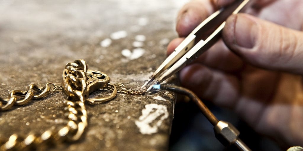 Have your jewelry professionally repaired and cared for by the experienced teams at Manfredi Jewels in New Canaan and Greenwich, Connecticut. 