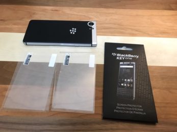 Electronics - BlackBerry KEYone純正の液晶保護フィルムをご紹介！