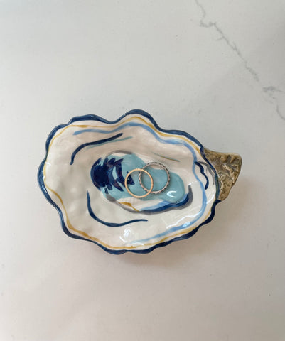 Oyster Dish with Rings