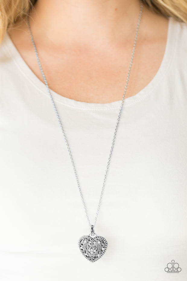 Paparazzi Charmingly Casanova White Necklace | Glitzygals5dollarbling ...