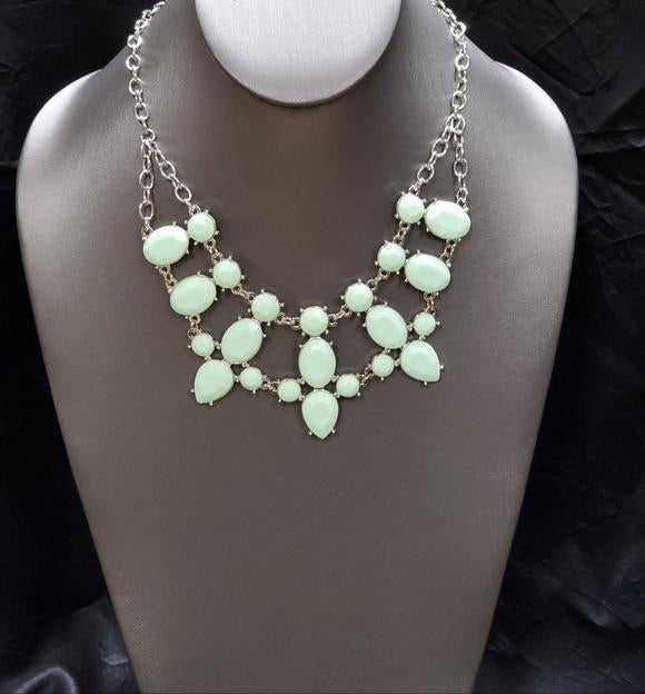 Paparazzi Goddess Glow Green Exclusive Necklace ...