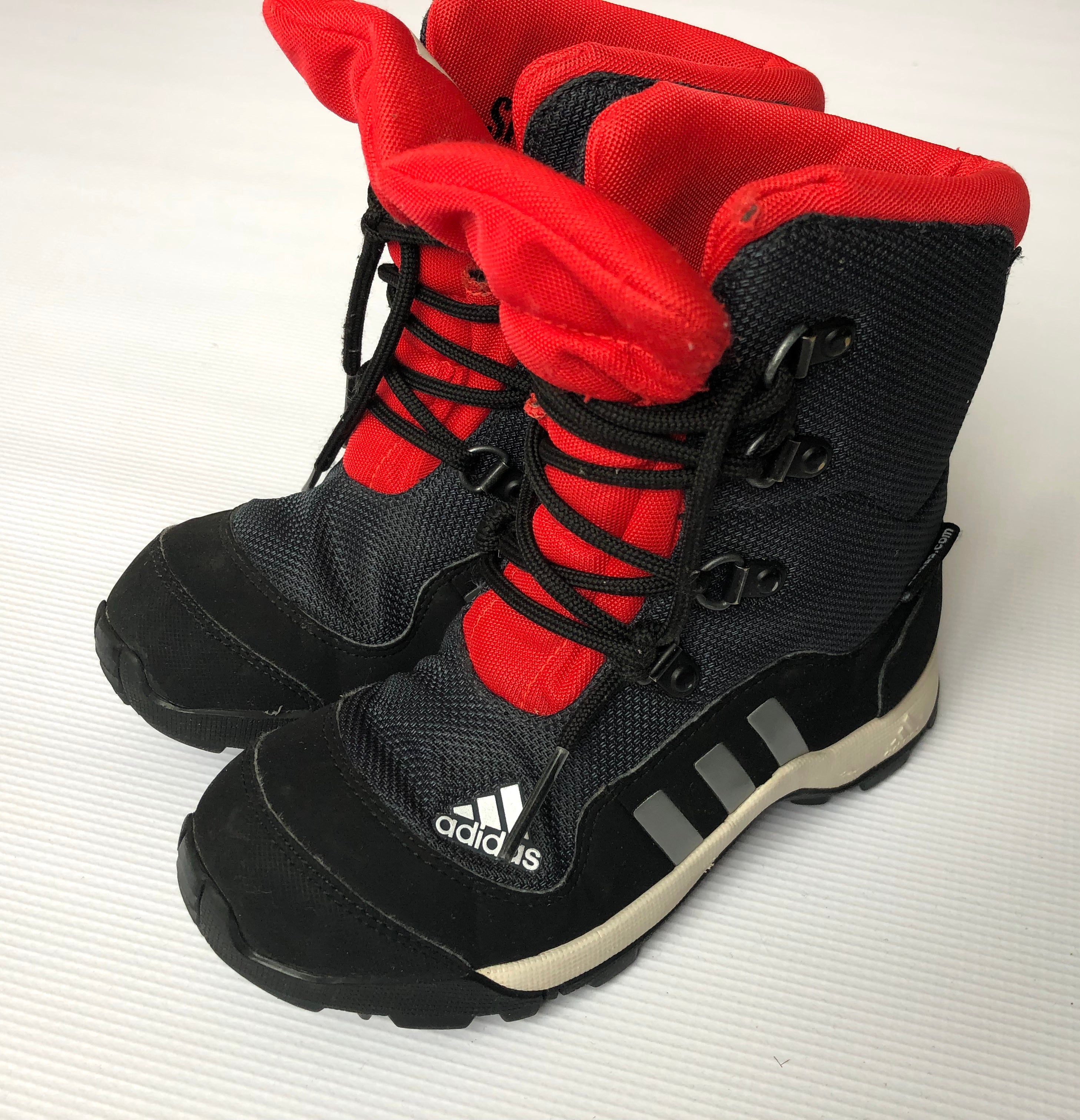 boys adidas snow boots