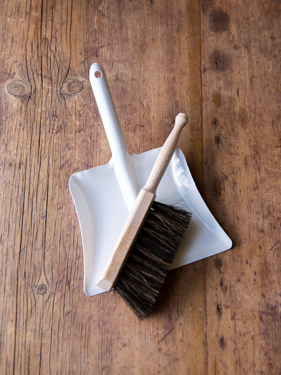 childrens brush and dustpan set