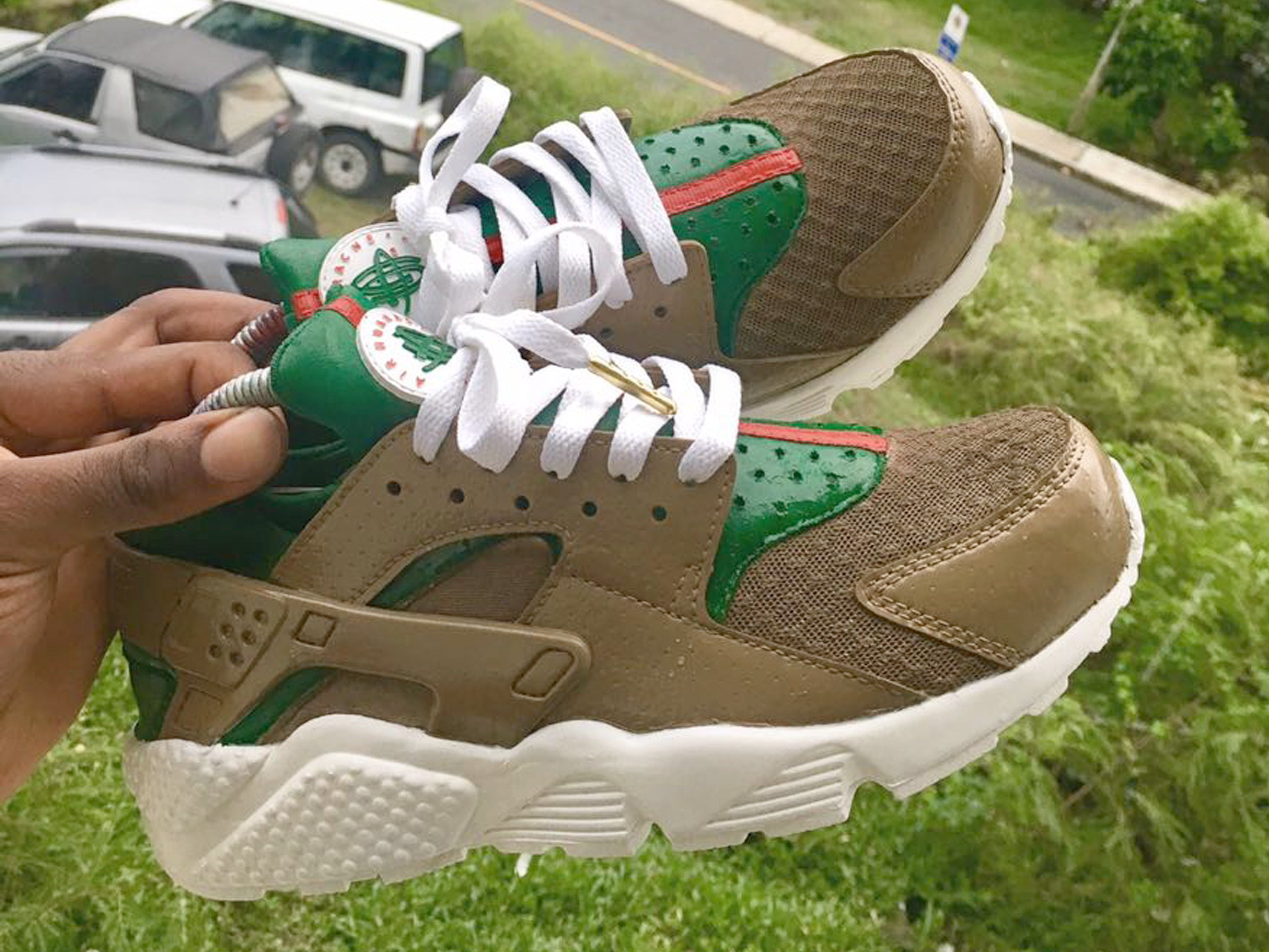 gucci nike huarache sneakers