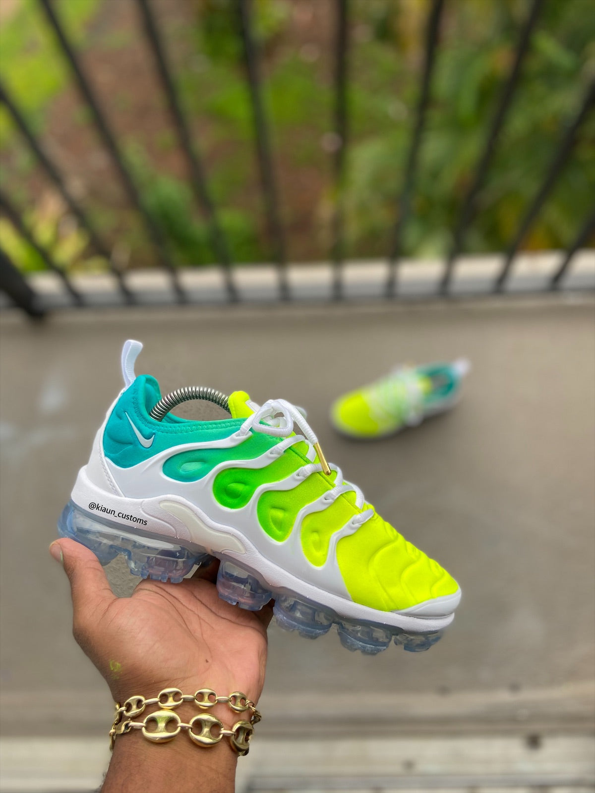 Customize deals vapormax plus