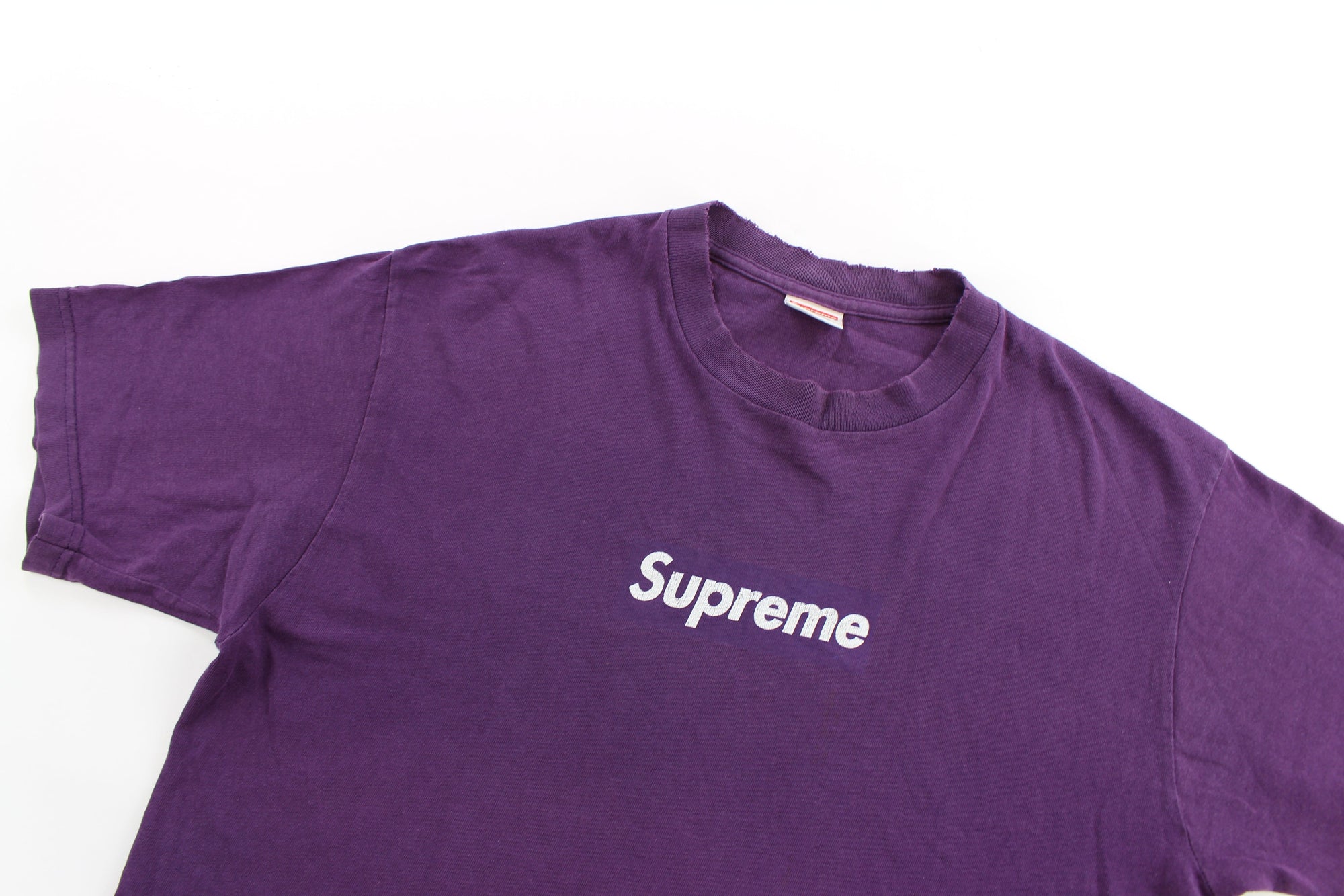 supreme wine box logo