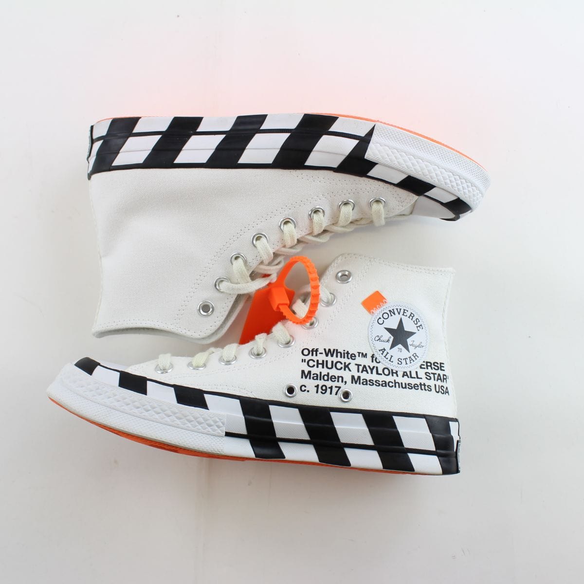 nike off white chuck taylor