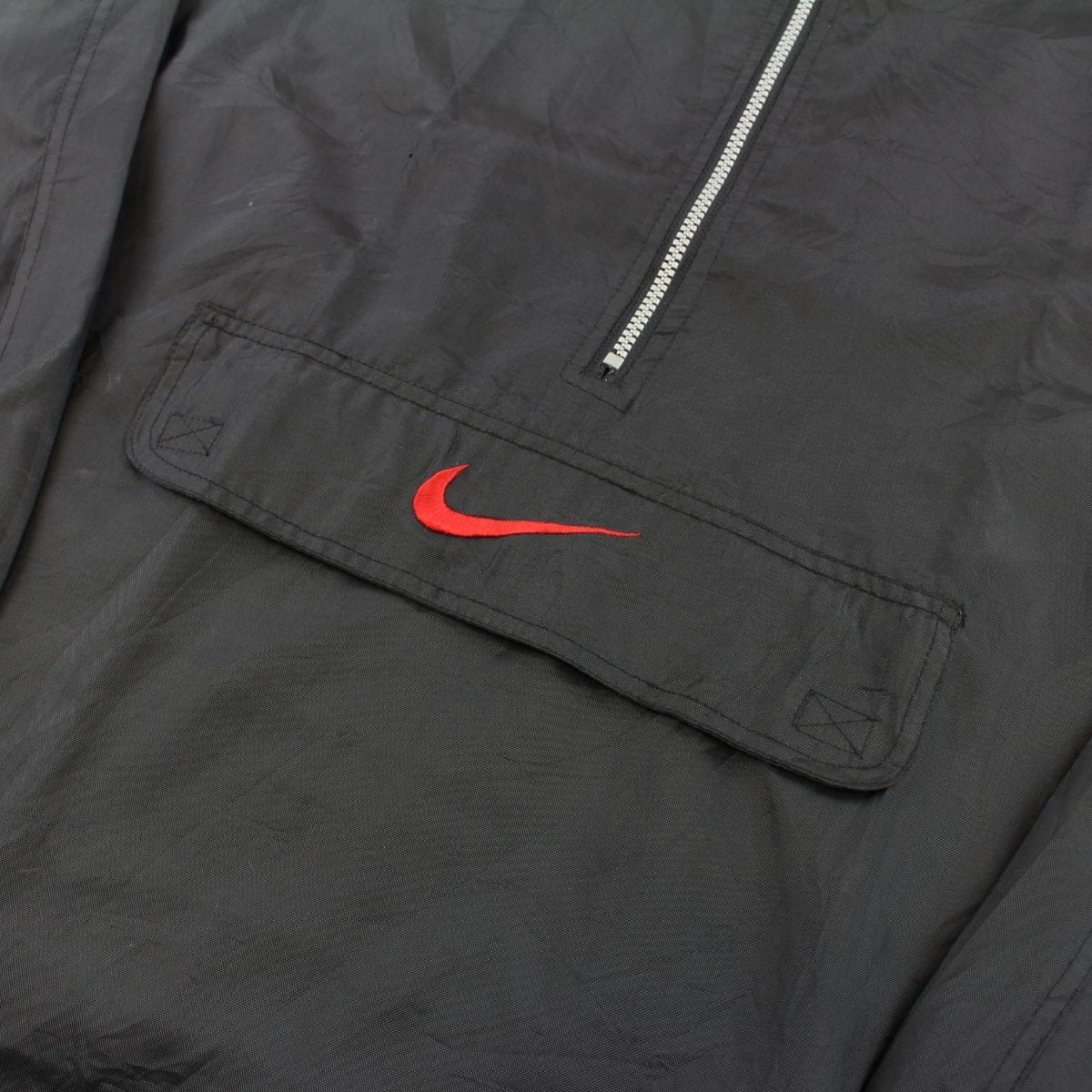 black nike pullover windbreaker