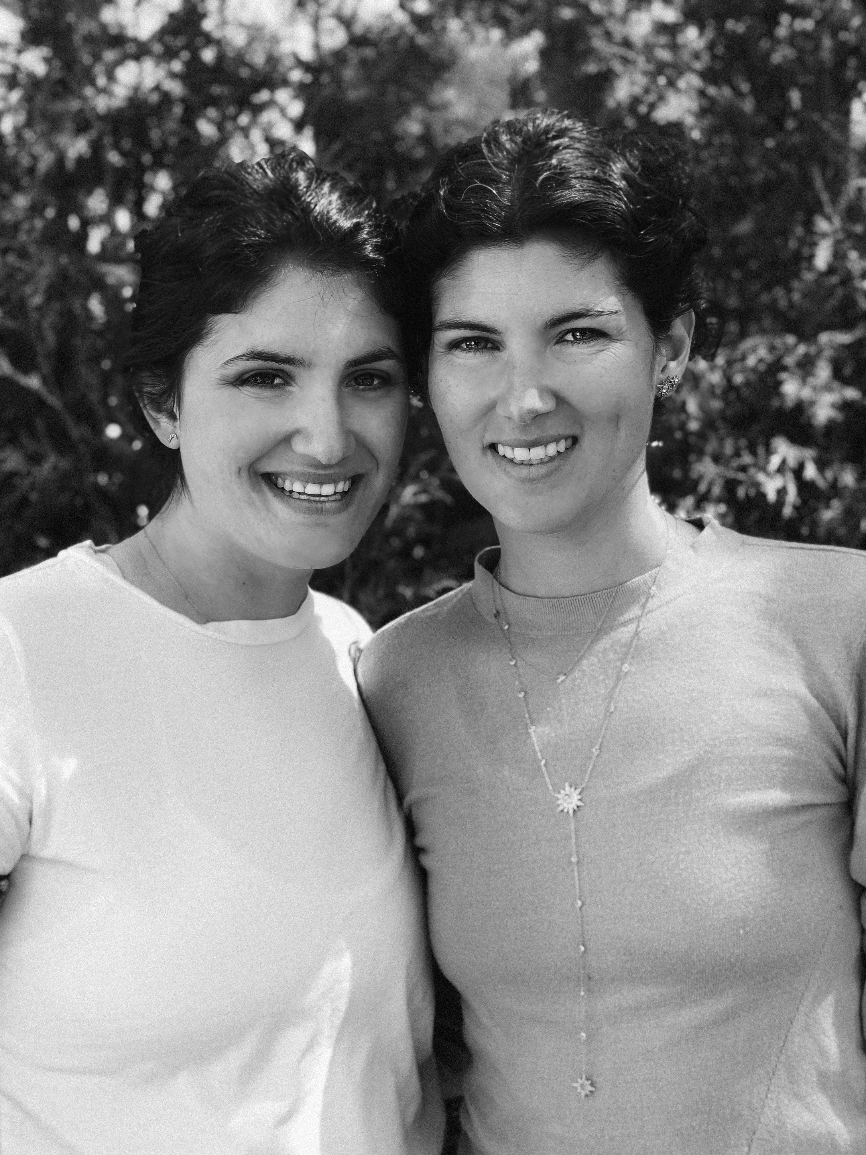 Black and white image of sisters Joanna and Jaclyn