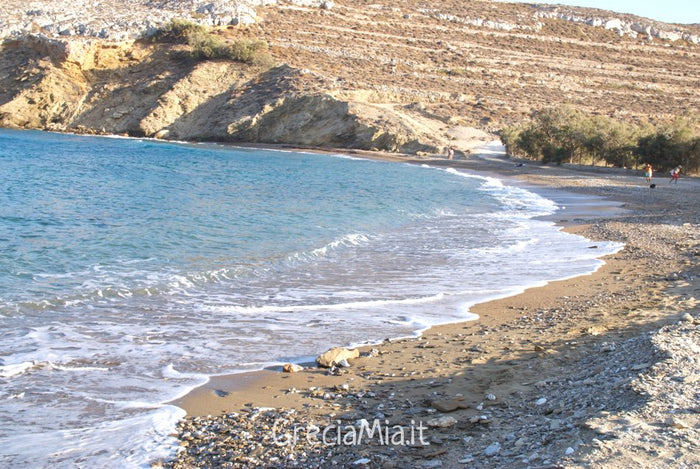 folegandros spiagge grecia mia