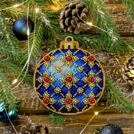 Christmas ornament ball Free Cross stitch pattern Folk Cross