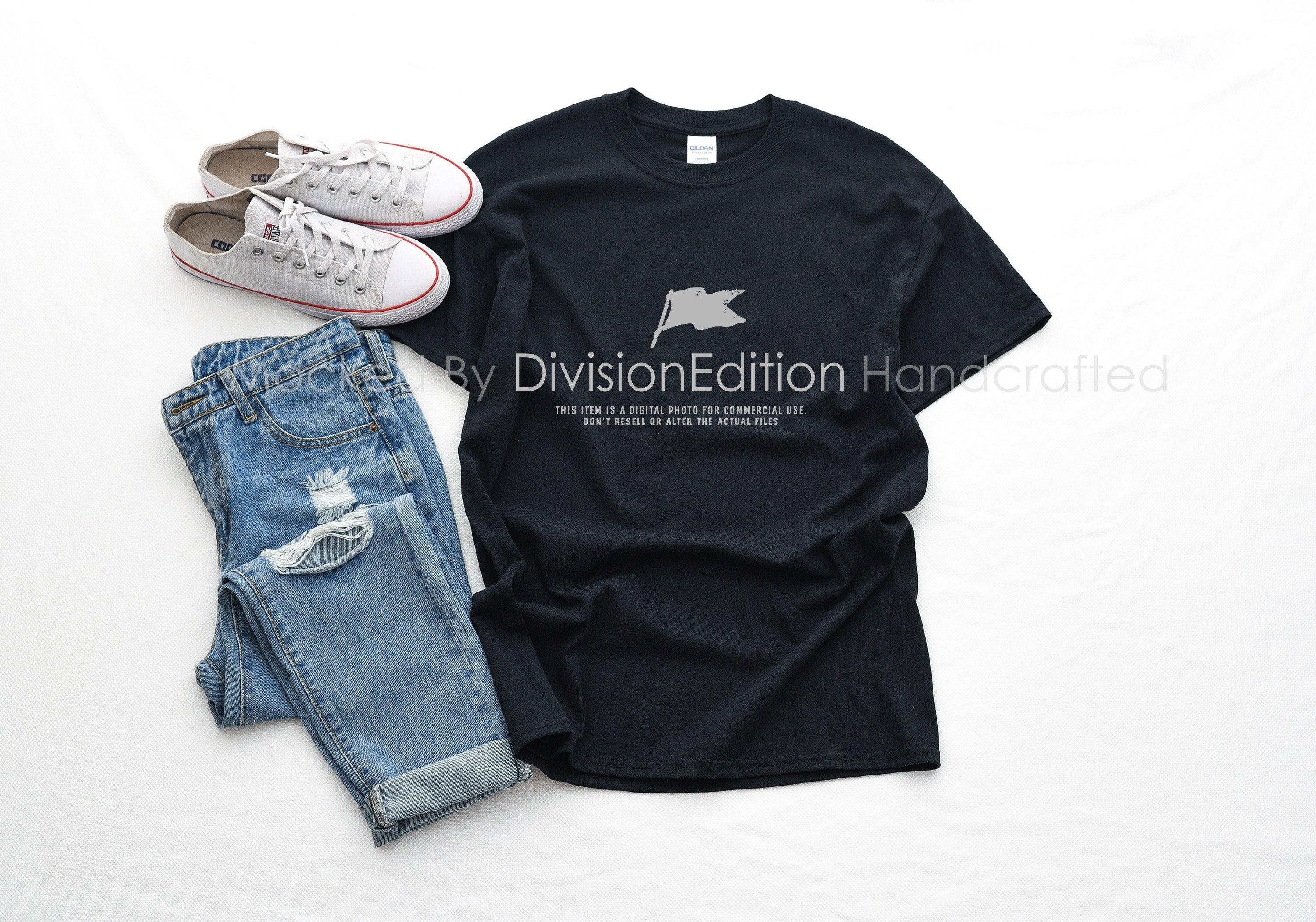 Download Shirt Mockup Gildan Heavy Cotton T Shirt 5000 Black Apparel Echodivision