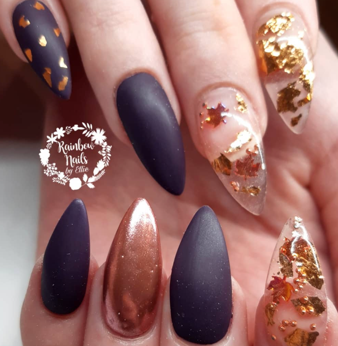 Gold leaf nail art foil - Cal-Mo