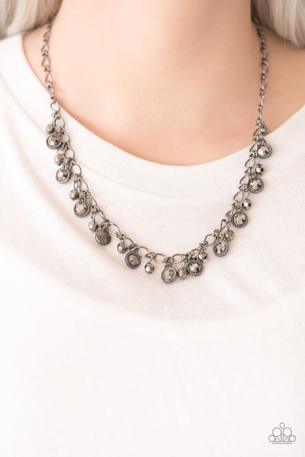 City Couture - black - Paparazzi necklace – JewelryBlingThing