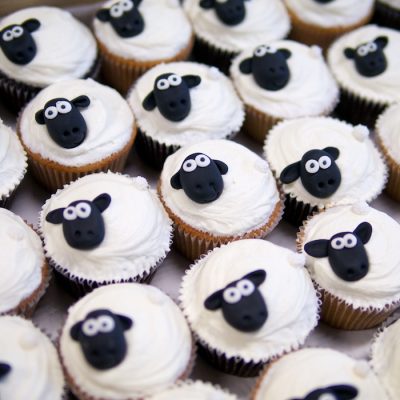 Shaun the Sheep cupcakes