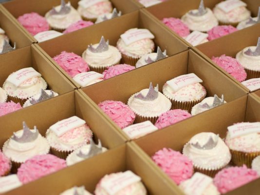 Vera Wang cupcakes