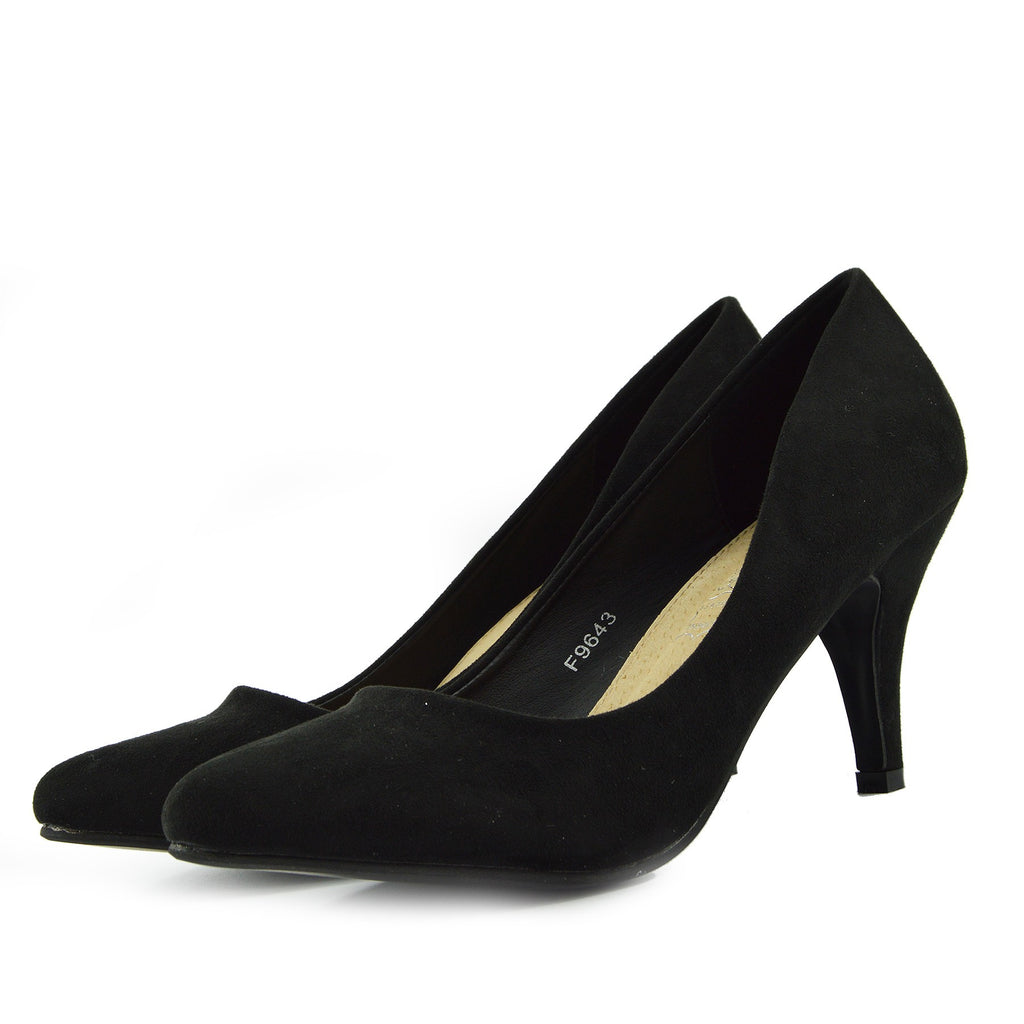smart black heels