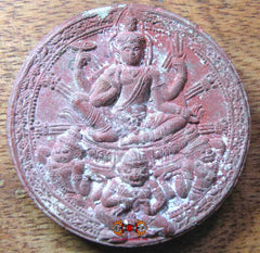 Amulette thai de phra issuan.