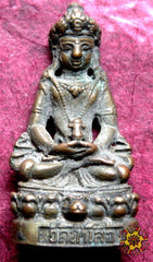 Bouddha de longue vie amulette tibétaine.