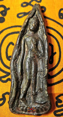 Tablette votive bouddha debout.