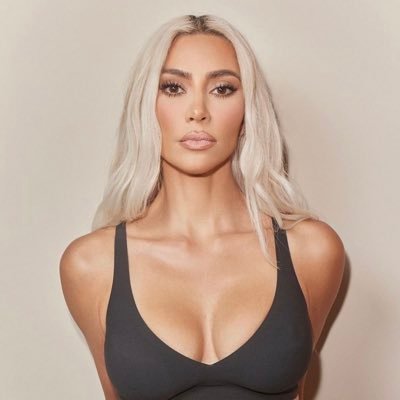 I have big boobs & tried Kim Kardashian's Skims bras - the sizing
