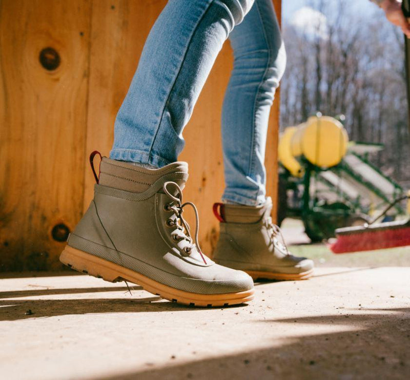 lace up yard boots
