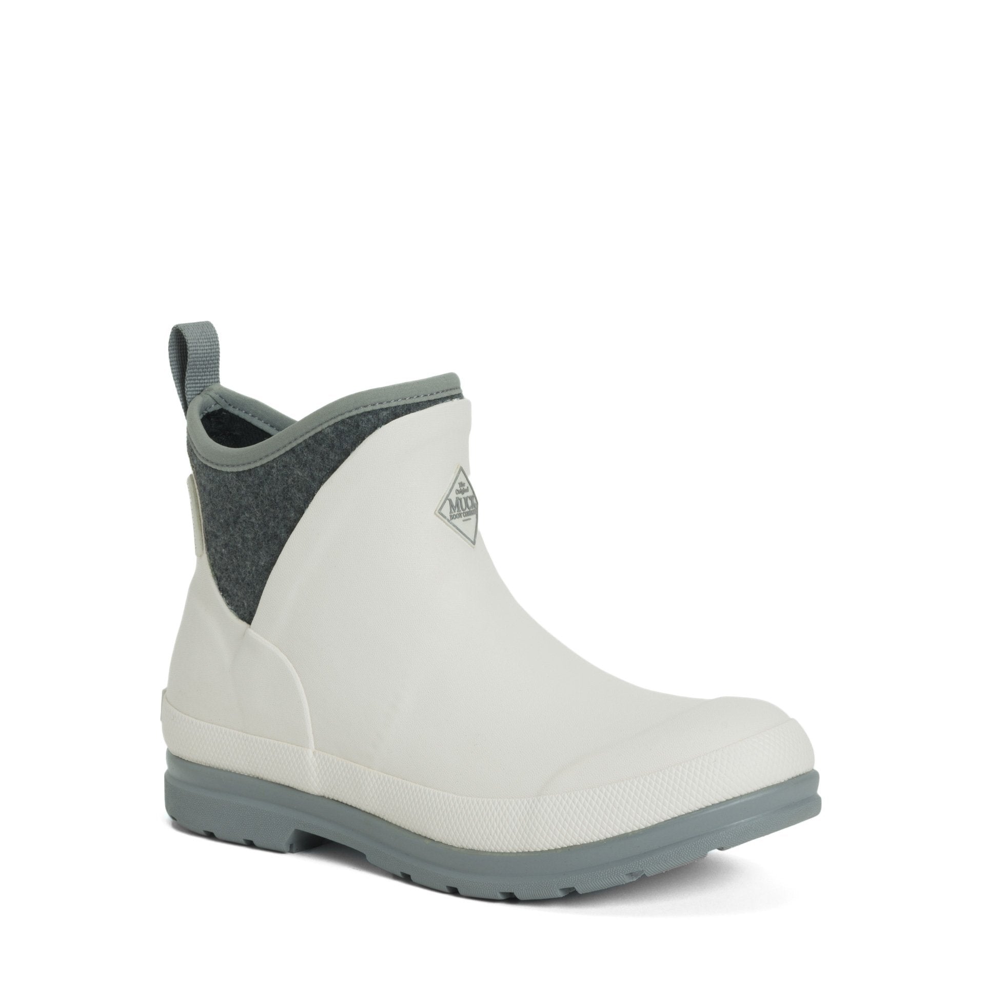 white muck boots