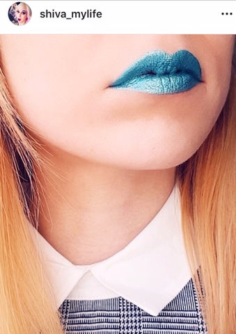 Bleu Glitter Lip Kit