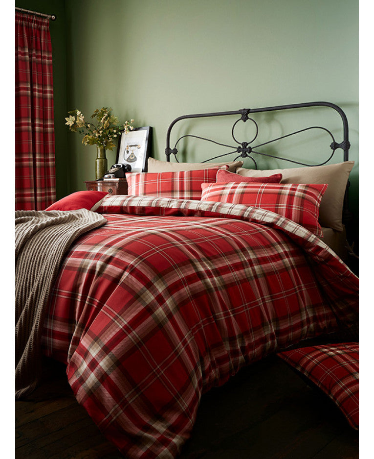 Duvet Covers Sets Lansfield Kelso Tartan Duvet Cover Set Red