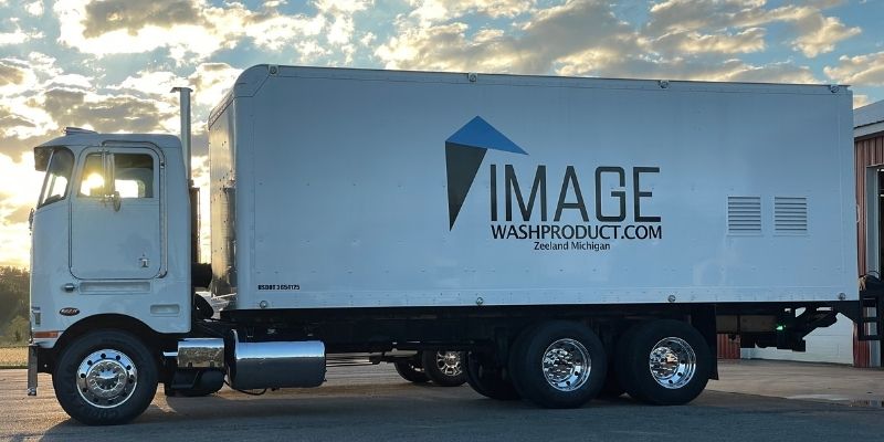 Image Wash Products polished show truck. Peterbilt 362 cabover.