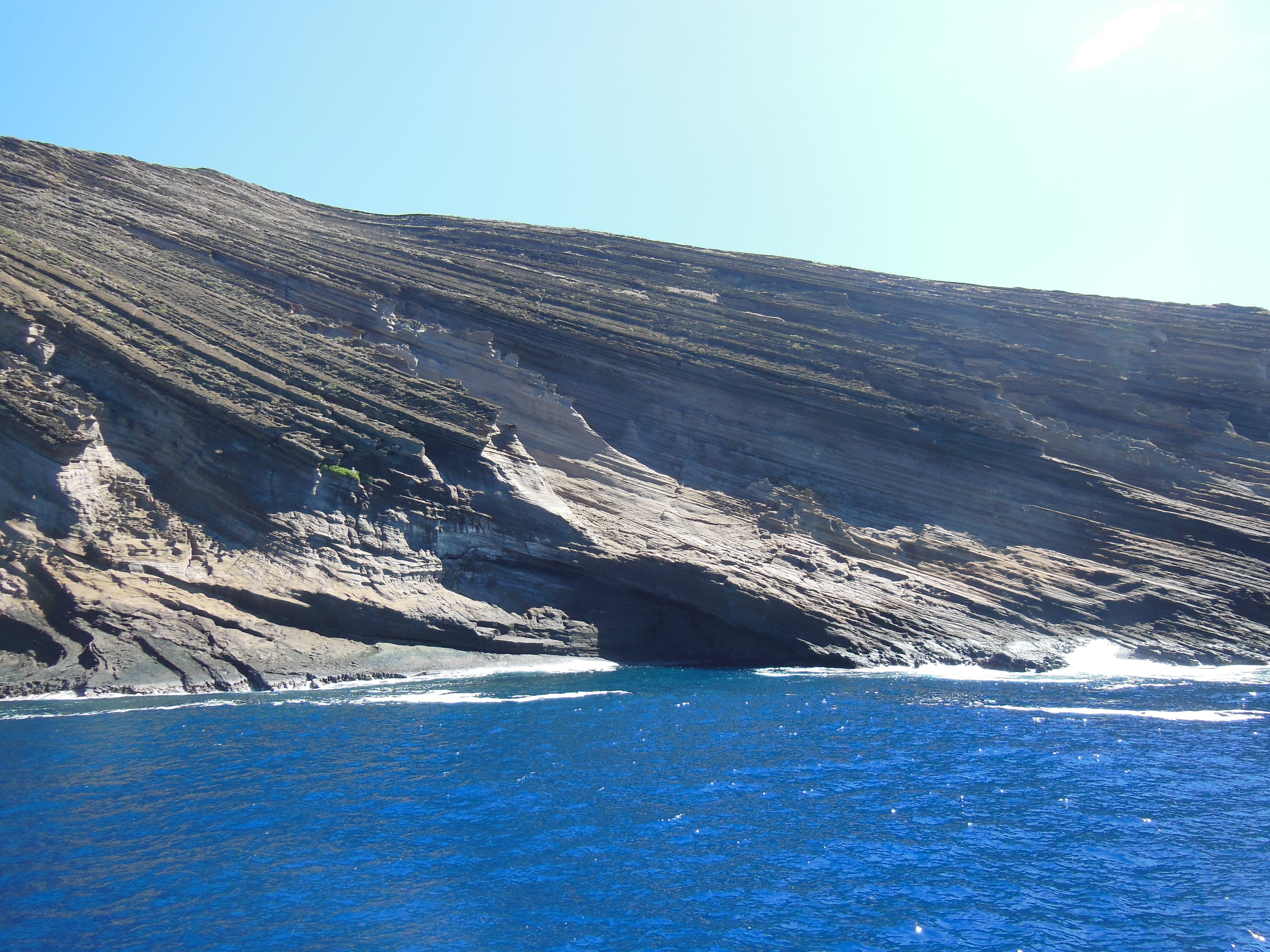 Lehua Island tuff cone strata, layers