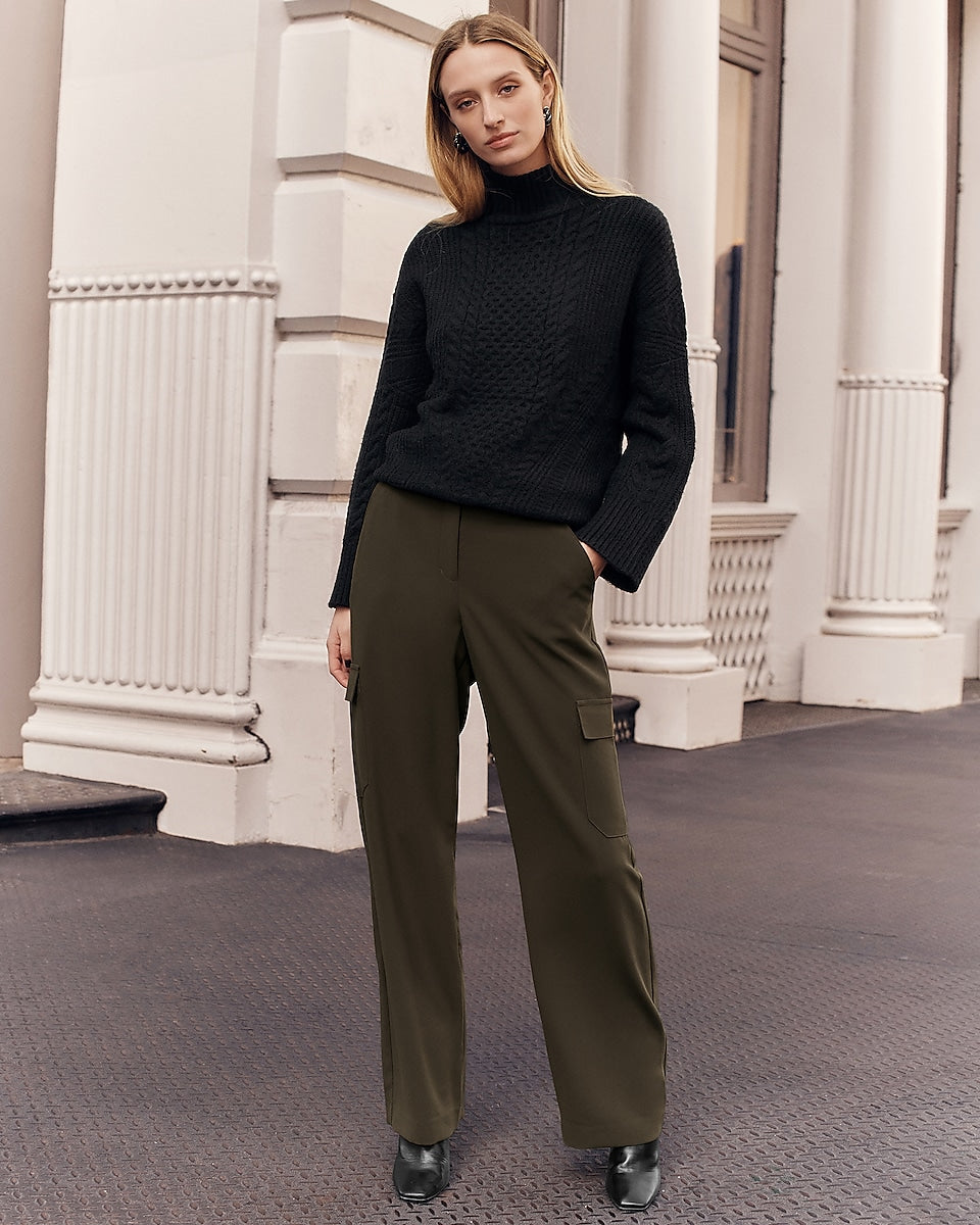 Like Clockwork Olive Green Trouser Pants | Olive green pants outfit,  Business casual outfits for work, Olive green outfit