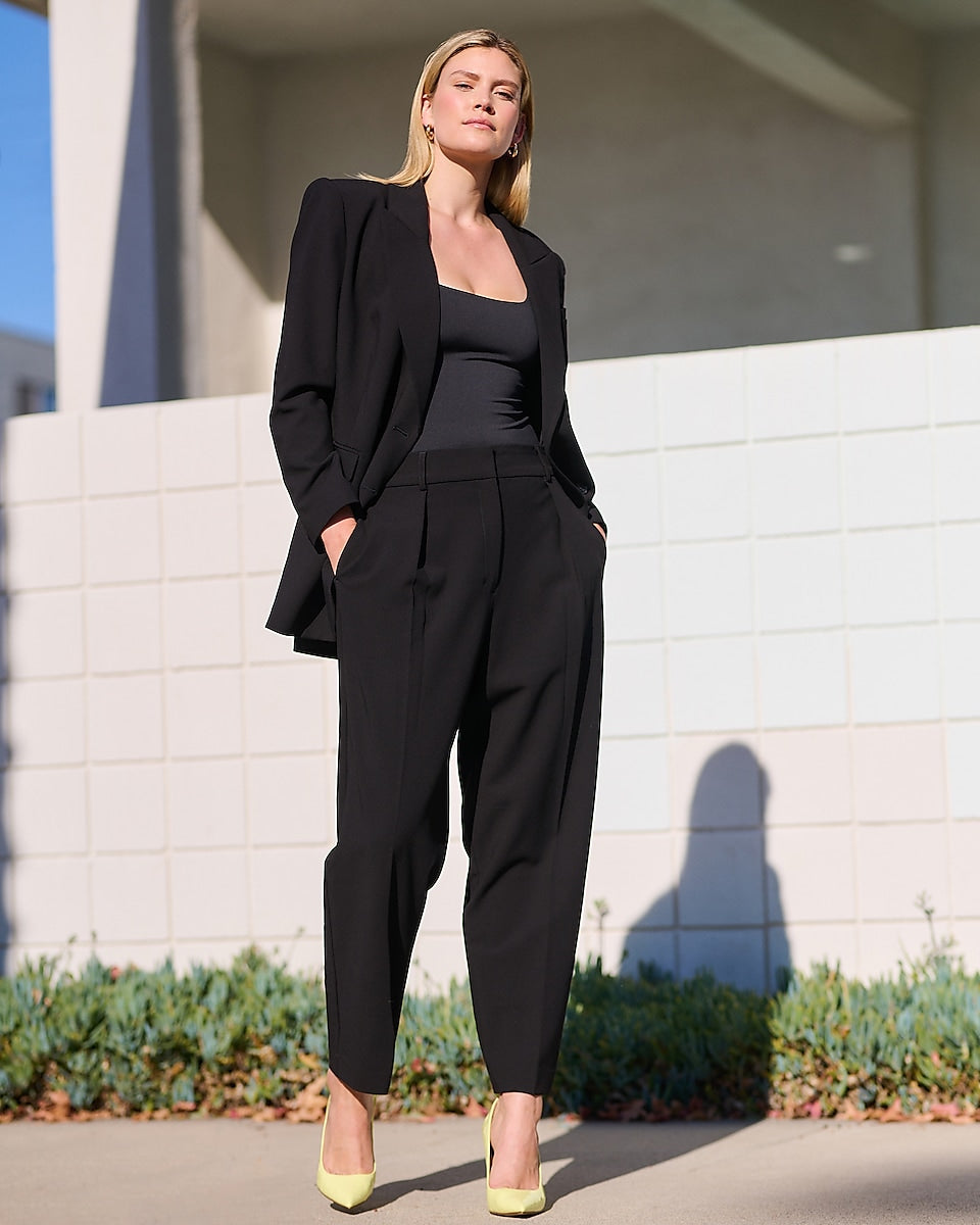 Express, High Waisted Pleated Ankle Pant in Pitch Black