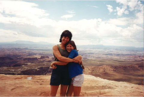 Daughter hugging mom at the Grand Canyon 