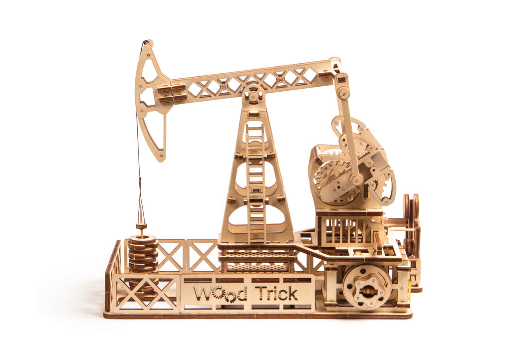 Oil Derrick - wooden 3D mechanical model 
