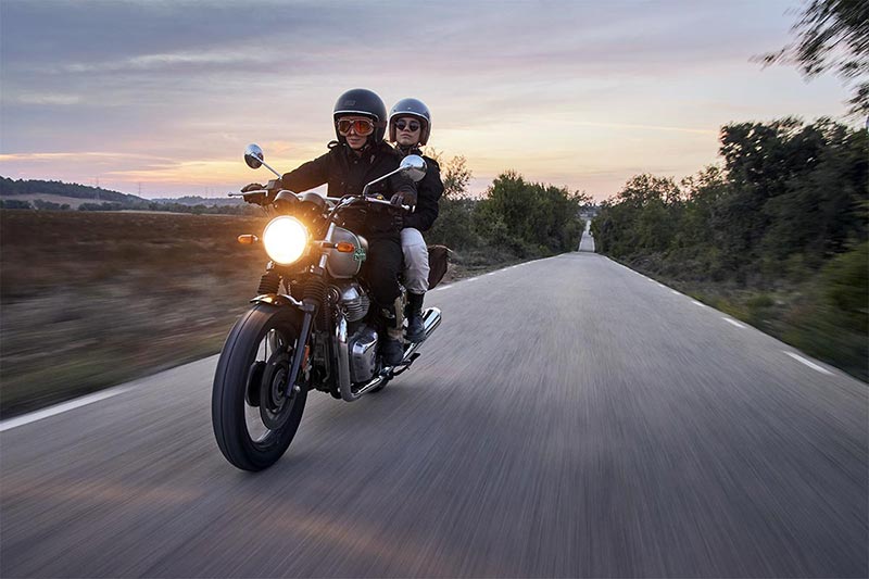 Damen-Motorradjacken von Safari Fuel Motorcycles.