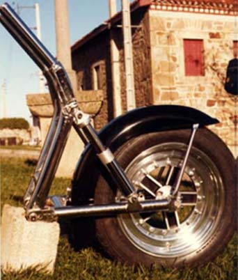 fabrication de roues et fourches Beringer en 1985.